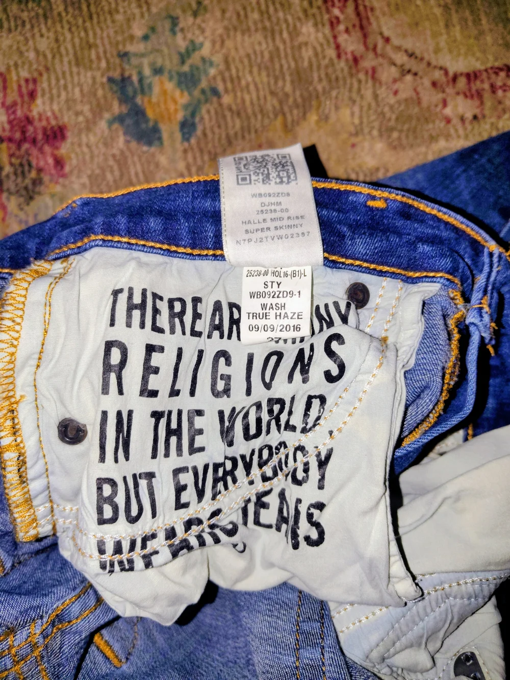 True Religion - Women's Jean Super Skinny Wash-True Haze The Hallie Mid-rise